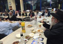 רעננה • בבית משיח נערכה "התוועדות מפוארת" לרגל י"ט כסלו